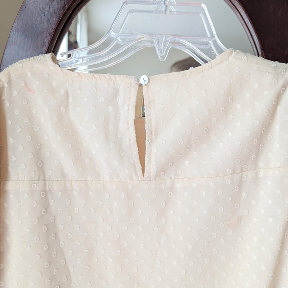 Citrus and Lemon cream swiss dot smocked blouse - small - Picture 4 of 6